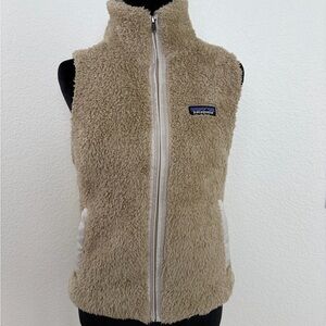 Patagonia Beige Fleece Outerwear